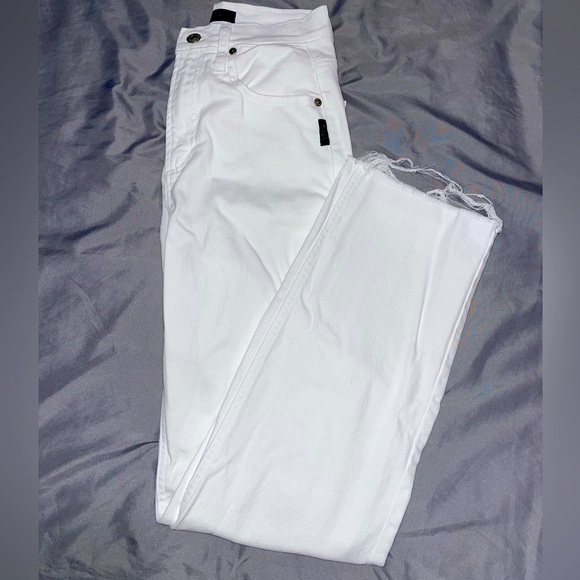 SILVER JEANS white highly desirable straight leg jeans - Picture 1 of 1